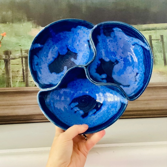 Studio Pottery Blue Glaze Triple Pinched Large Bowl Serving Dish Artist Signed - Picture 11 of 12